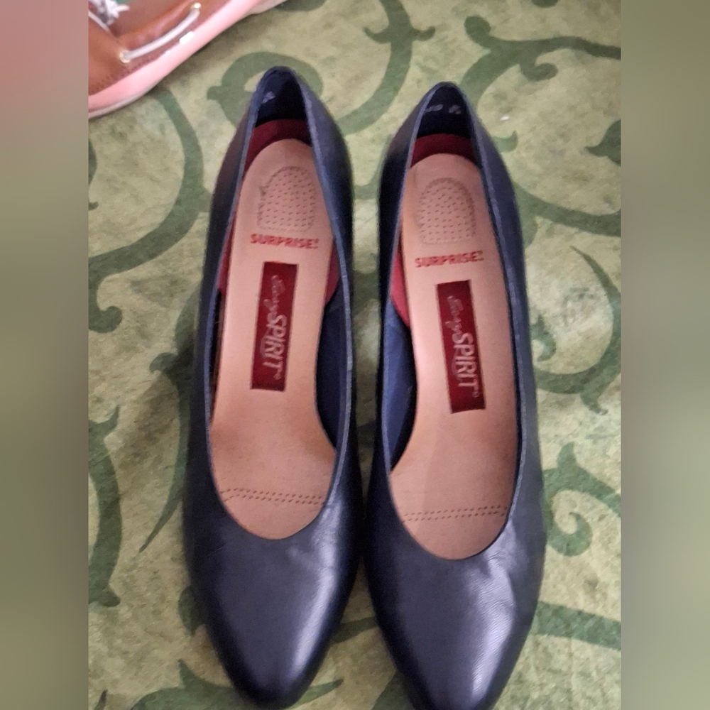 Easy Spirit Classic Blue Pumps